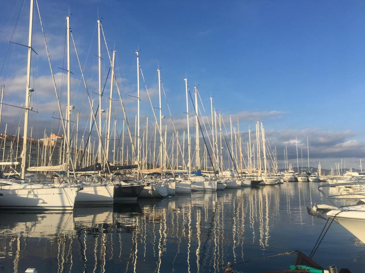 La Provence Authentique A 30 Minutes Des Plages Apartment Collobrieres Exterior photo